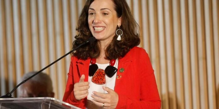 Fernanda-Machiavelli-e-nova-ministra-do-Desenvolvimento-Agrario.jpg Fernanda Machiavelli é nova ministra do Desenvolvimento Agrário