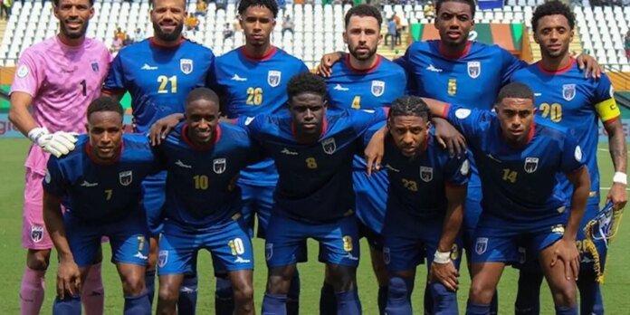 Tubaroes-Azuis-nadam-contra-a-corrente-rumo-a-Copa-2026.jpg Tubarões Azuis nadam contra a corrente rumo à Copa 2026