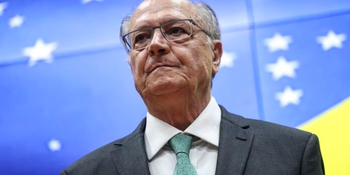 Alckmin-biodiesel-reduz-exposicao-do-Brasil-a-geopolitica-mundial.jpg Alckmin: biodiesel reduz exposição do Brasil à geopolítica mundial