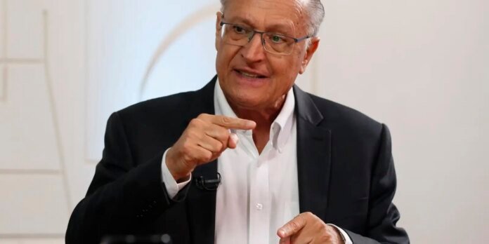 Alckmin-so-um-estado-ainda-nao-aderiu-ao-subsidio-do.jpg Alckmin: só um estado ainda não aderiu ao subsídio do diesel