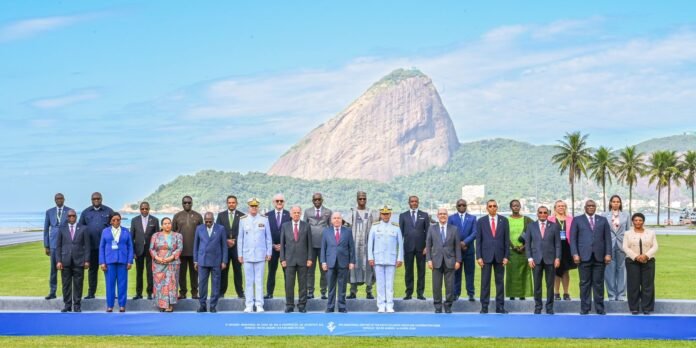 Brasil-assume-alianca-e-pede-Atlantico-Sul-livre-de-guerras-e-tensoes.jpg Brasil assume aliança e pede Atlântico Sul livre de guerras e tensões