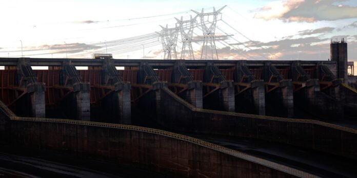 Diretor-brasileiro-de-Itaipu-garante-tarifa-reduzida-em-2027.jpg Diretor brasileiro de Itaipu garante tarifa reduzida em 2027