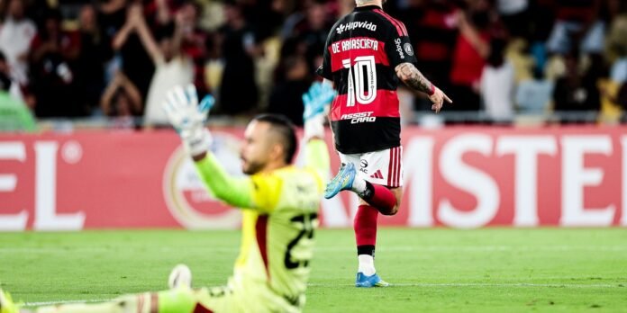 Flamengo-goleia-Independiente-Medellin-por-4-a-1-na-Copa.jpg Flamengo goleia Independiente Medellín por 4 a 1 na Copa Libertadores