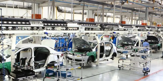 Industria-nacional-avanca-09-em-fevereiro.jpg Indústria nacional avança 0,9% em fevereiro
