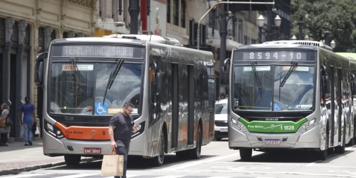 Inflacao-oficial-chega-a-088-em-marco-diz-IBGE.jpg Inflação oficial chega a 0,88% em março, diz IBGE
