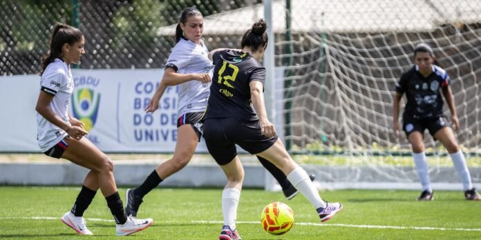 JUBs-Futebol-contam-com-campo-exclusivo-para-o-futebol-feminino.jpg JUBs Futebol contam com campo exclusivo para o futebol feminino