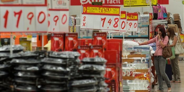 Mercado-eleva-previsao-da-inflacao-para-436-este-ano.jpg Mercado eleva previsão da inflação para 4,36% este ano