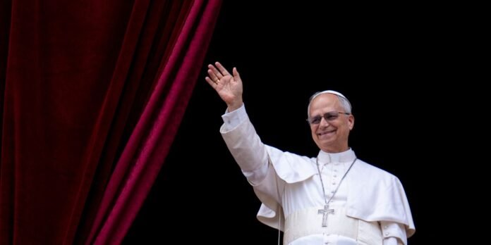 Papa-estou-na-Africa-para-encorajar-catolicos-nao-debater-com.jpg Papa: estou na África para encorajar católicos, não debater com Trump