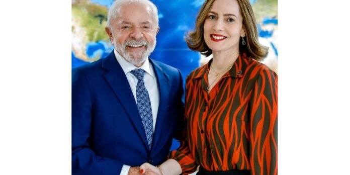 Servidora-Ana-Cristina-Viana-assume-comando-do-INSS.jpg Servidora Ana Cristina Viana assume comando do INSS