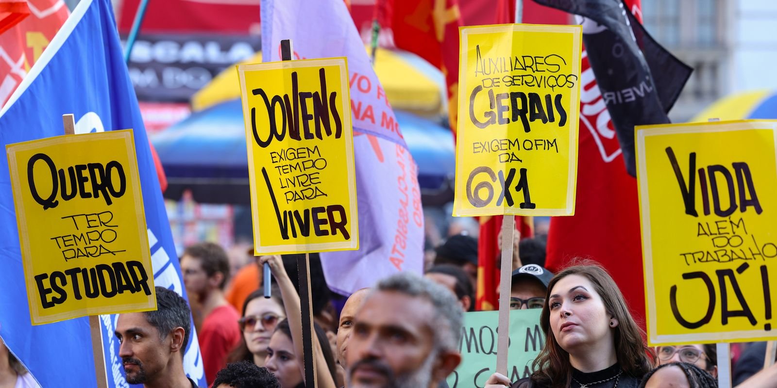 Acordo-preve-regra-de-transicao-de-60-dias-para-fim.jpg Acordo prevê regra de transição de 60 dias para fim da escala 6x1
