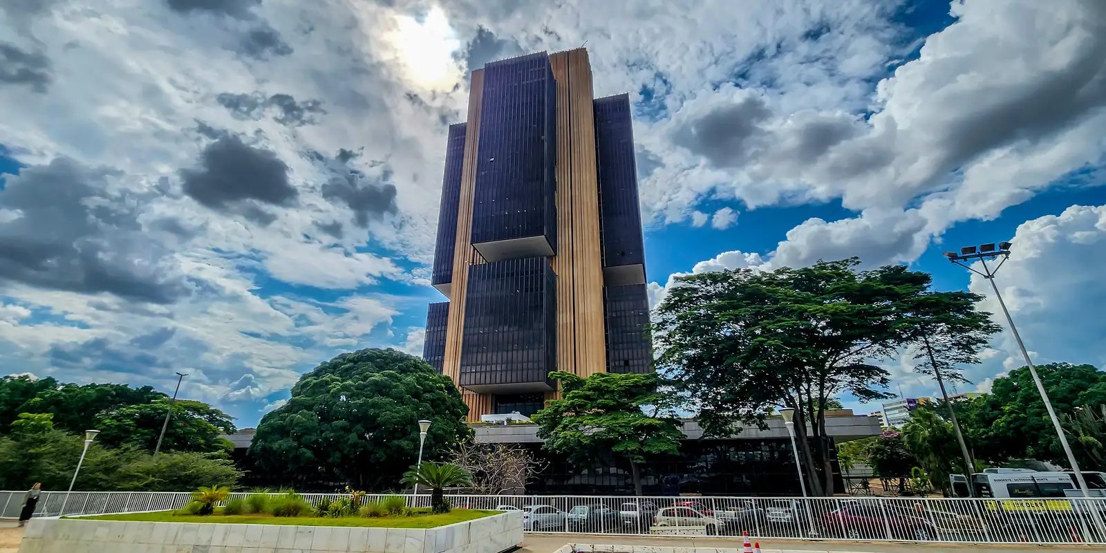 Bancos-transferem-R-57-bi-de-valores-esquecidos-para-o.jpg Bancos transferem R$ 5,7 bi de valores esquecidos para o Desenrola