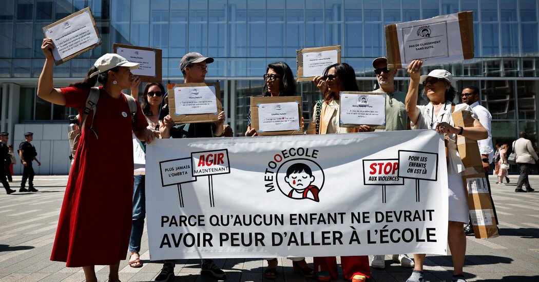 Funcionaria-de-escola-de-Paris-julgada-por-abuso-infantil-em.jpg Funcionária de escola de Paris julgada por abuso infantil em inquérito generalizado sobre agressão