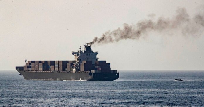 Paquistao-afirma-ter-ajudado-a-transferir-tripulacao-iraniana-de-navio.jpg Paquistão afirma ter ajudado a transferir tripulação iraniana de navio apreendido pelos EUA