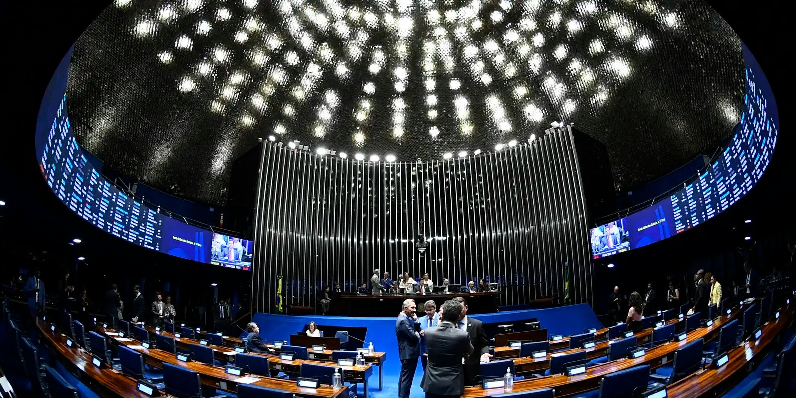Senado-aprova-projeto-de-incentivo-ao-primeiro-emprego-para-jovens.jpg Senado aprova projeto de incentivo ao primeiro emprego para jovens