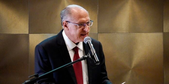 Alckmin-Pix-e-patrimonio-nacional-e-nao-entra-em-negociacao.jpg Alckmin: Pix é patrimônio nacional e não entra em negociação com EUA