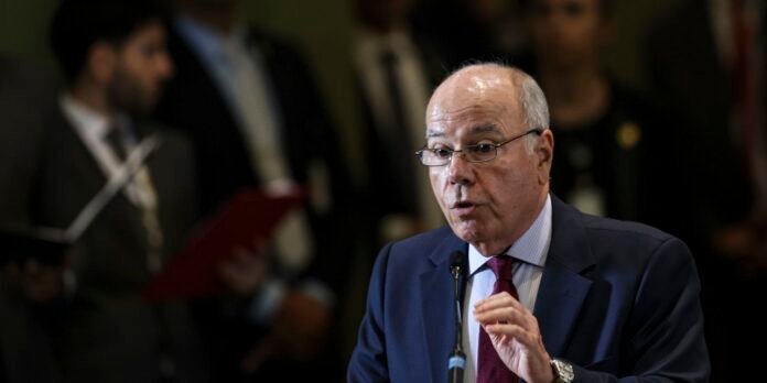 Argumentos-dos-EUA-para-impor-tarifas-nao-sao-legitimos-diz.jpg Argumentos dos EUA para impor tarifas “não são legítimos”, diz Vieira