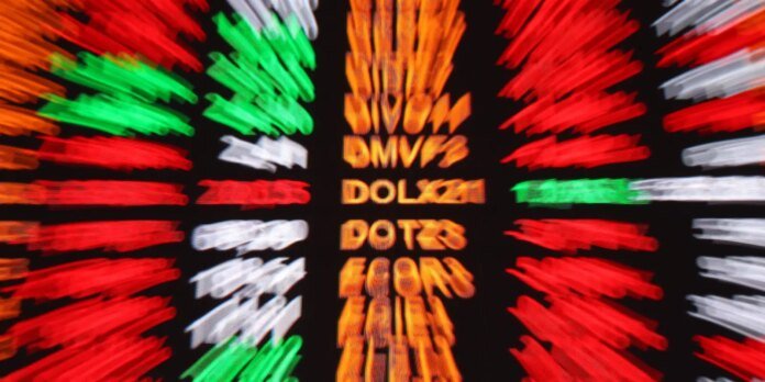 Bolsa-sobe-116-e-dolar-cai-para-R-5-apesar.jpg Bolsa sobe 1,16%, e dólar cai para R$ 5, apesar de medida dos EUA