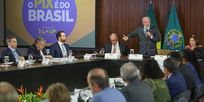 Brasil-vai-buscar-novos-parceiros-para-dimunuir-impactos-comerciais.jpg Brasil vai buscar novos parceiros para dimunuir impactos comerciais