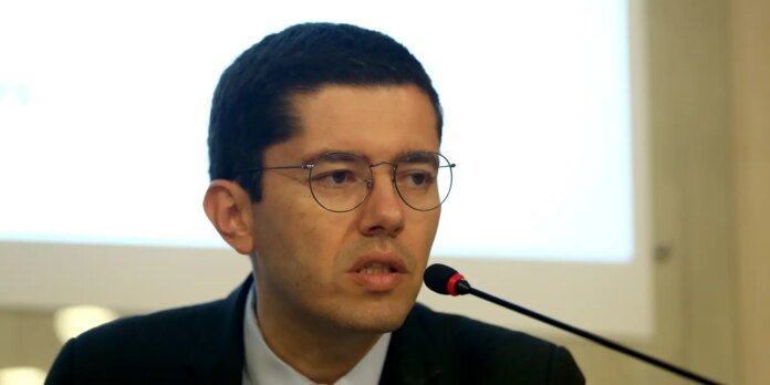 Exportacoes-para-Estados-Unidos-caem-14-em-maio.jpg Exportações para Estados Unidos caem 14% em maio