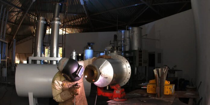 Industria-cresce-07-em-abril-quarto-mes-seguido-de-avanco.jpg Indústria cresce 0,7% em abril, quarto mês seguido de avanço