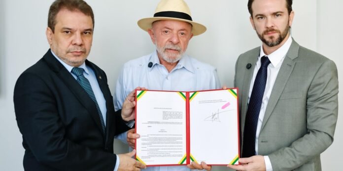 Lula-assina-decreto-que-preve-bloqueio-de-recursos-de-bets.jpg Lula assina decreto que prevê bloqueio de recursos de bets ilegais