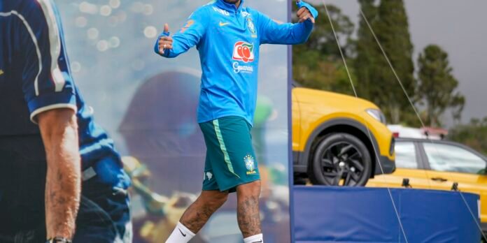 Neymar-nao-viaja-com-selecao-para-Cleveland-segue-em-tratamento.jpg Neymar não viaja com seleção para Cleveland; segue em tratamento